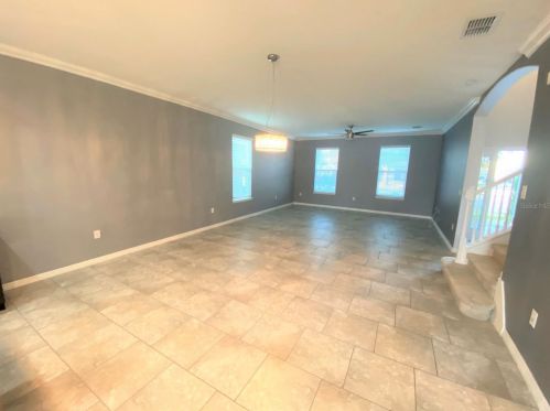 2266 J Lawson Blvd, Orlando, FL 32824