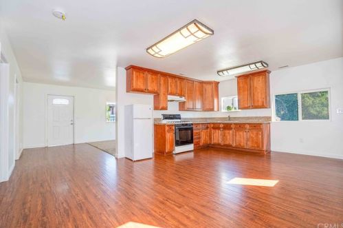 16722 Arrow Hwy, Covina, CA 91722-1003
