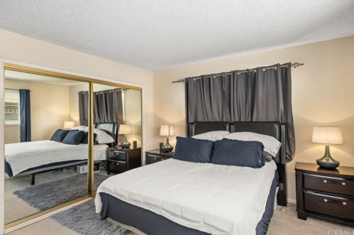 2717 Palmyra Ave, Orange CA 92869-4762 exterior