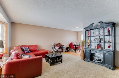 411 Maple Knoll Way, Otsego, MN 55376-1049