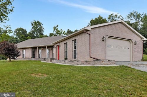 9478 Fort Stouffer Rd, Upton PA  17225-9780 exterior