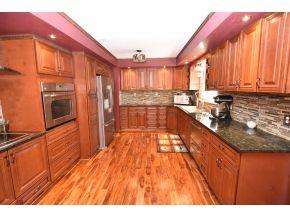 904 Fain Ave, Kingsport, TN 37660-1318