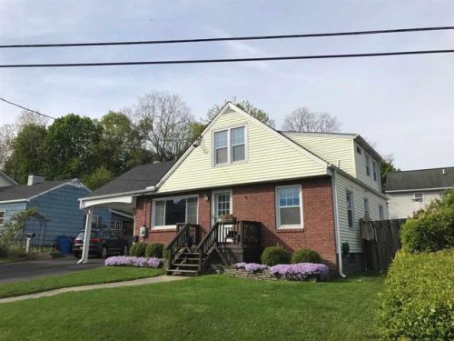 39 Josephine Ave, Kingston, NY 12401-5323