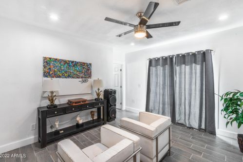 1801 Campbell Ave, Phoenix AZ  85015-3824 exterior