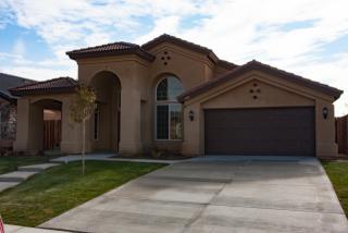 9403 Whitman Ave, Bakersfield CA  93311-2850 exterior