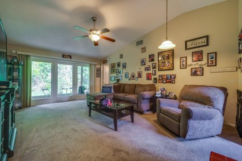 901 Oak Manor Cir, Orlando, FL 32825-6433