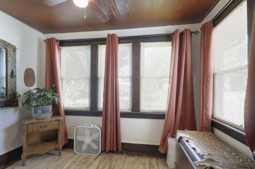 3236 James Ave, Minneapolis MN 55412-2442 exterior