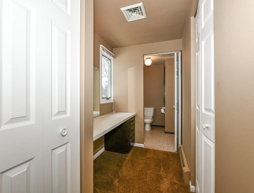 4380 Woodsview Ct, Waukesha WI  53146-3645 exterior