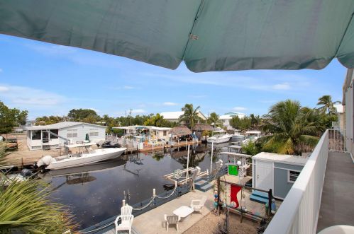 110 Long Key Rd, Key Largo, FL 33037-3036