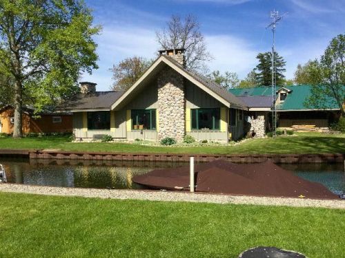 6391 Horseshoe Bnd, Mayville, NY 14757-9501