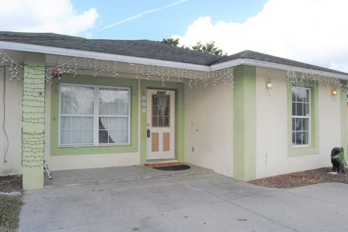 5337 Holland St, Naples, FL 34113-8759