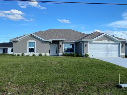 123 24th Pl, Cape Coral, FL 33993-4319