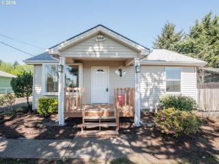 6305 Alberta St, Portland OR  97218-3115 exterior