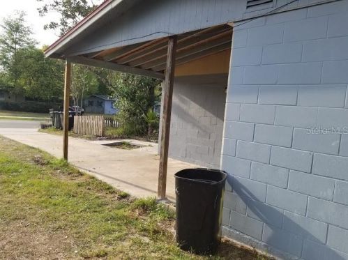 1127 Narcissus Ln, Orlando, FL 32825-6733