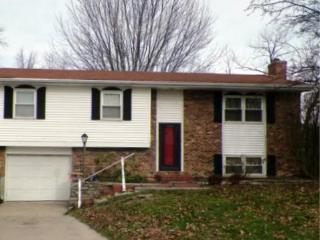 8446 Village Dr, Florence, KY 41042-9501