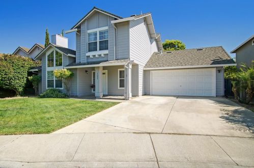 1255 Aspen Cir, Hollister, CA 95023