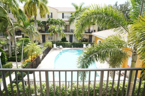 151 Greenwich Cir, Jupiter, FL 33458-2881