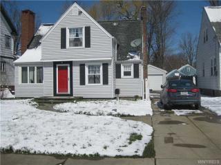 10 Huntington Ct, Hamburg, NY 14075-5218
