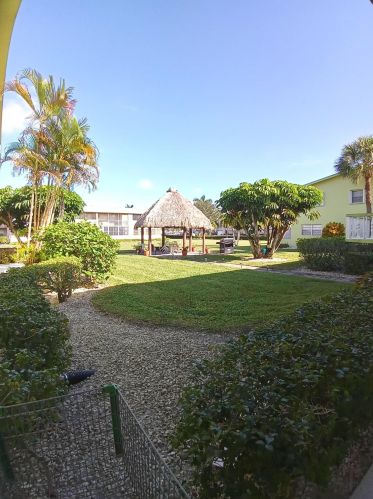 249 Windsor K, West Palm Beach, FL 33417-2444