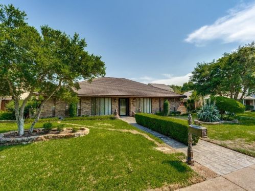 930 Green Ridge Dr, Duncanville, TX 75137-2917