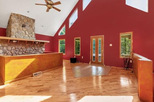 478 Allen Rd, Beaver Falls, PA 15010-9798