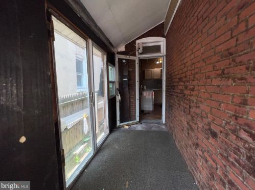 909 Vandever Ave, Wilmington DE  19802-4219 exterior