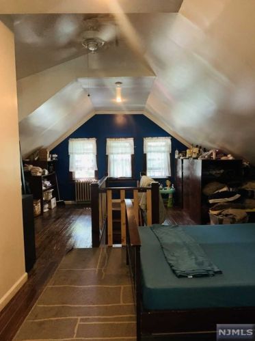 422 Walnut St, East Orange NJ  07017-3917 exterior