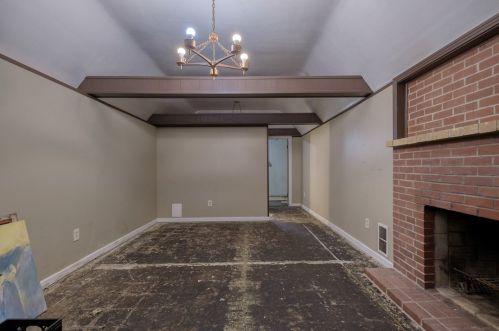 10 Oakwood Ter, Oakmont PA  15139-1016 exterior