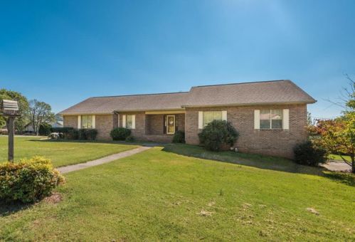 6264 Sierra Cir, Rockford, TN 37853-3338