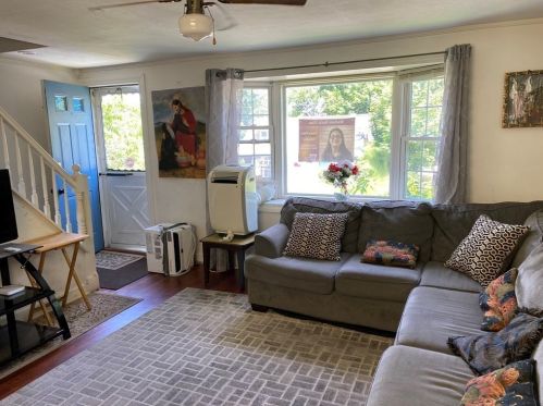 45 Weyham Rd, Weymouth, MA 02191-2036