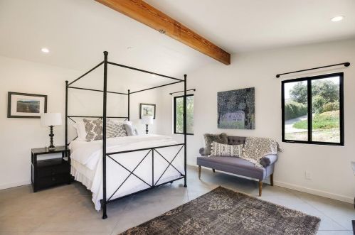 1040 Veronica Springs Rd, Santa Barbara CA  93105-4532 exterior