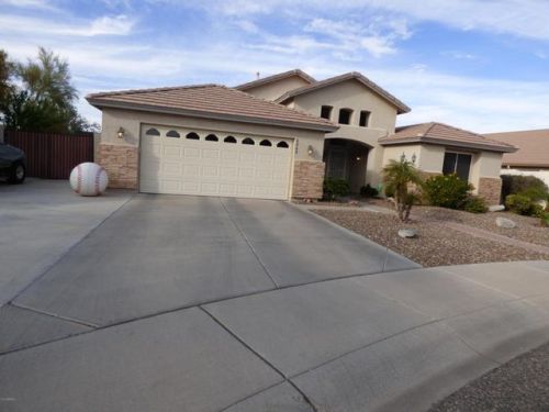 6060 Charter Oak Rd, Glendale, AZ 85304-1741