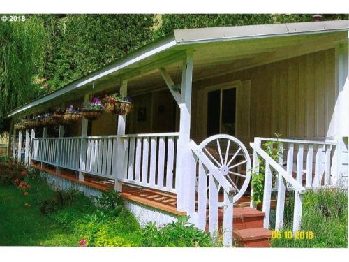 59099 Upper Imnaha Rd, Imnaha OR  97842-8121 exterior