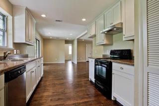 1232 Colfax Dr, Richardson TX  75080-6755 exterior