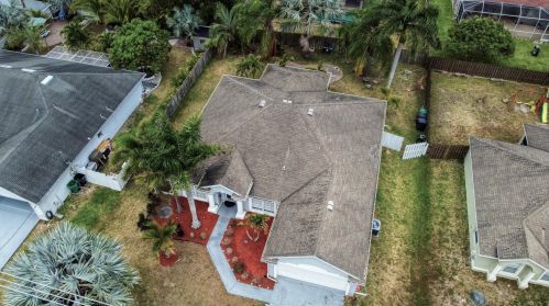 1233 Alcantarra Blvd, Fort Pierce FL  34953-3448 exterior