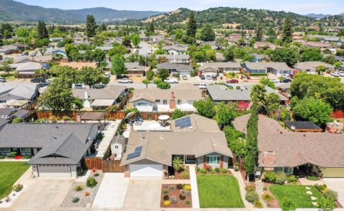 7791 Santa Barbara Dr, Gilroy CA  95020-5322 exterior