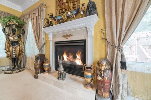 40 Wilson Ave, Morganville NJ  07751-9786 exterior