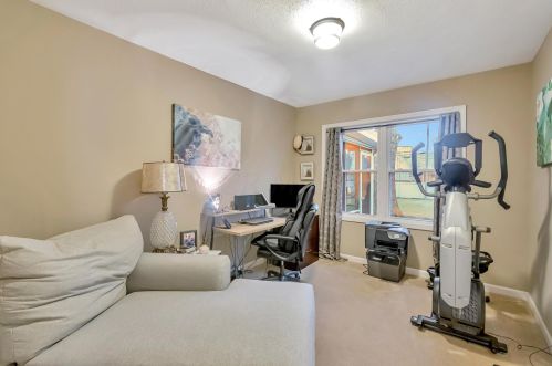 561 Vernon Heights Blvd, Marion OH  43302-5343 exterior