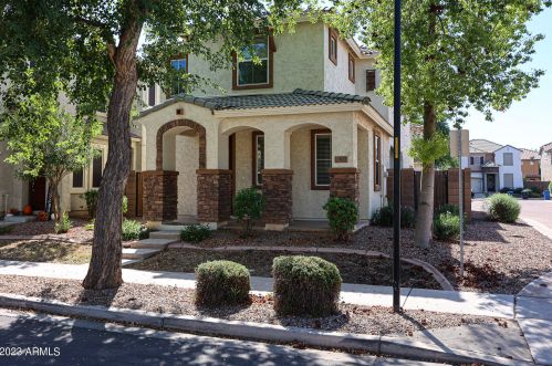 4213 Tyson St, Gilbert, AZ 85295-6136