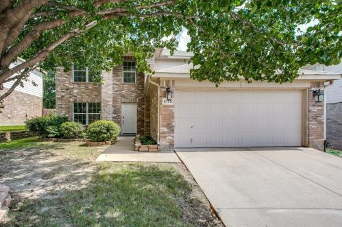 6720 Geyser Trl, Fort Worth, TX 76137-6710