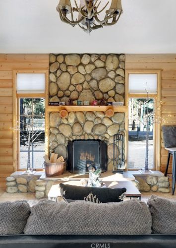 328 Big Bear Blvd, Big Bear City CA  92314 exterior