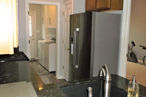 11820 Broadway, Crown Point IN  46307-8877 exterior