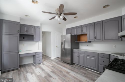 77 Liberty St, Trenton NJ  08611-2720 exterior