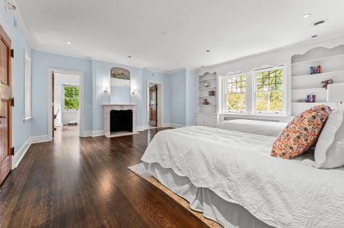 5325 Wilkins Ave, Pittsburgh PA  15217-1022 exterior