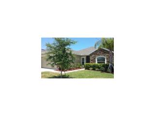 140 Briarcliff Cir, Sebastian, FL 32958-8691