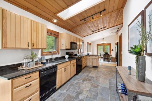 31985 Griffin Dr, Conifer CO  80433-9515 exterior