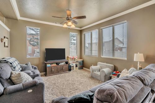 3843 Clare Dr, Salt Lake City, UT 84119-5759