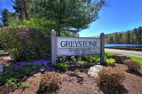 50 Greystone, Huntington, CT 06484-3851