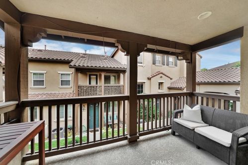 427 Linden Dr, Orange CA  92865-5006 exterior