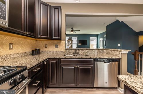 1839 Honeysuckle Ct, Downingtown PA  19335-7202 exterior